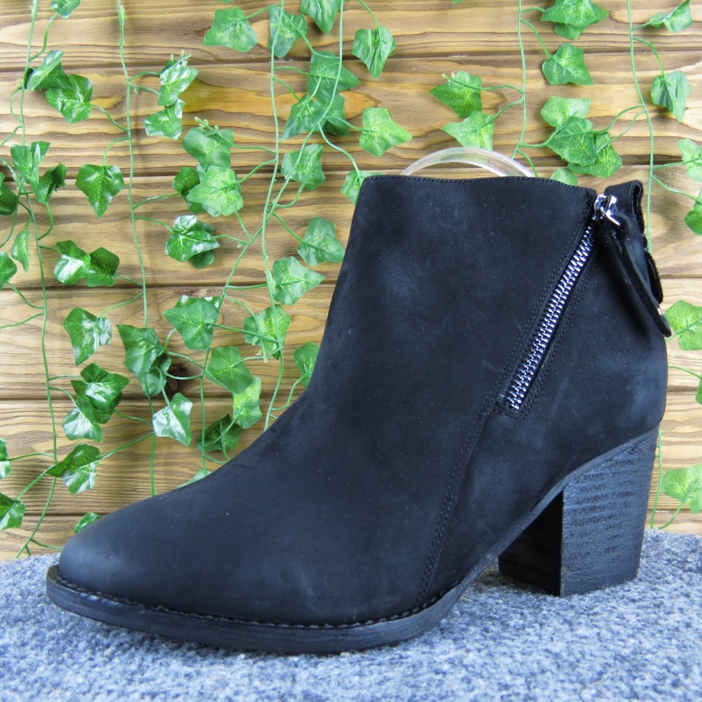 Aqua College Black Waterproof Ankle Side Zipper Stacked Heel Booties Women 8.5